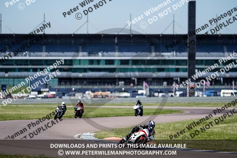 Rockingham no limits trackday;enduro digital images;event digital images;eventdigitalimages;no limits trackdays;peter wileman photography;racing digital images;rockingham raceway northamptonshire;rockingham trackday photographs;trackday digital images;trackday photos